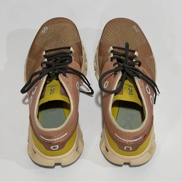 ON Cloud X Training Women’s Shoe - Mocha/Sand Size - 9 US / 40.5 EU $140 - Picture 2 of 14